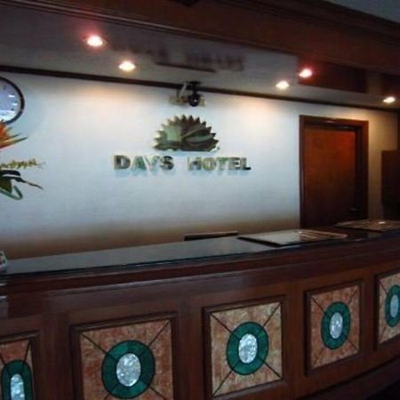 Days Hotel Mactan Cebu Мактан Экстерьер фото